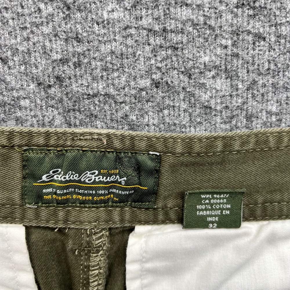 Eddie Bauer Shorts Mens 32 Olive Green Chino Cotton Twill Casual Outdoor - Picture 8 of 13
